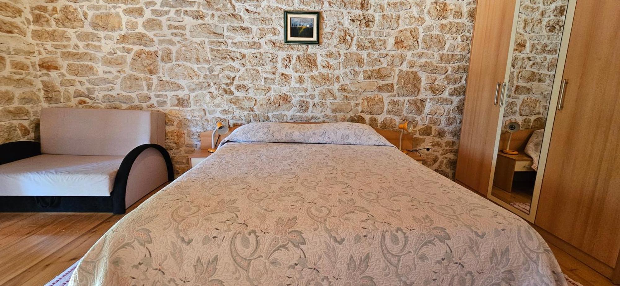 Apartments Vesna With Pool - New! Sveti Lovreč Pazenatički Chambre photo